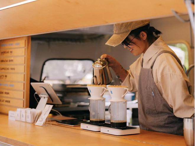 走到十字路口雀巢或剥离蓝瓶咖啡不朽情缘游戏平台八年“联姻”(图2)